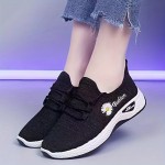 女性用フラワー柄編みニットスニーカー、クッション性のあるプラットフォーム、通気性抜群